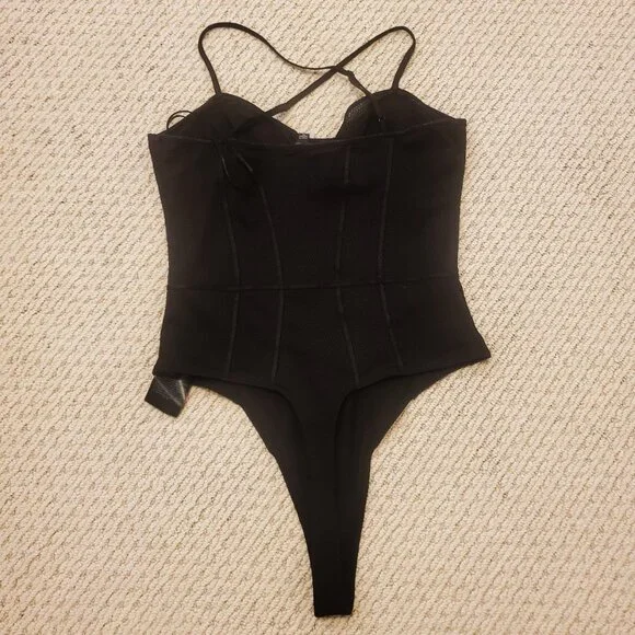 Guess bodysuit - Picture 2 of 3
